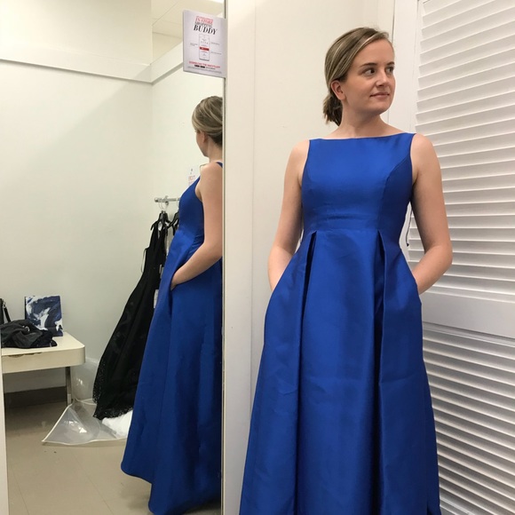 Meet your Posher, Lauren - Picture 2 of 8